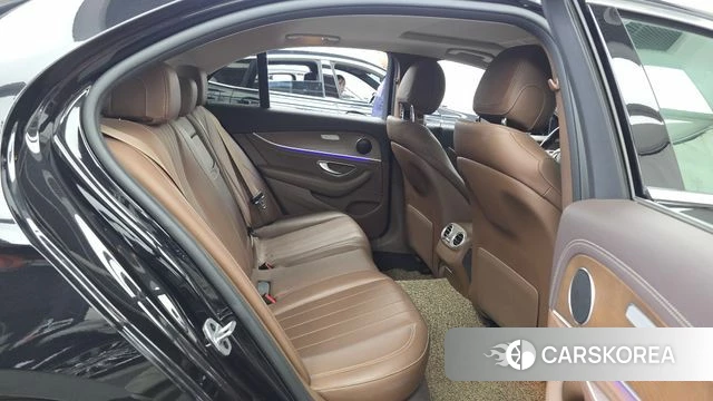 Mercedes-Benz E-Class W213 2019 Черный из Кореи, фото 3