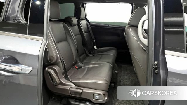 Honda Odyssey 2023 Серый из Кореи, фото 3