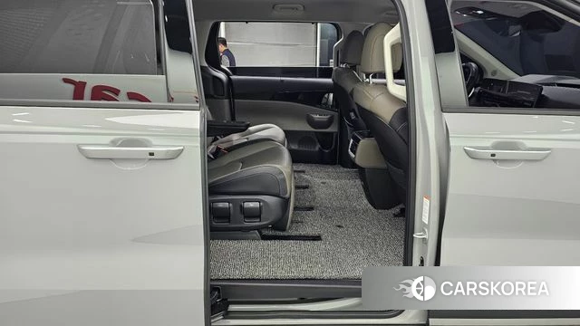 Kia The New Carnival 4th Generation 2024 Серебристо-серый из Кореи, фото 3