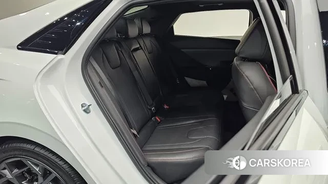 Hyundai The New Avante Hybrid (CN7) 2025 Белый из Кореи, фото 3