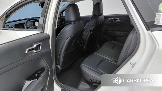 Kia Sportage 5th Generation 2023 Черный из Кореи, фото 3
