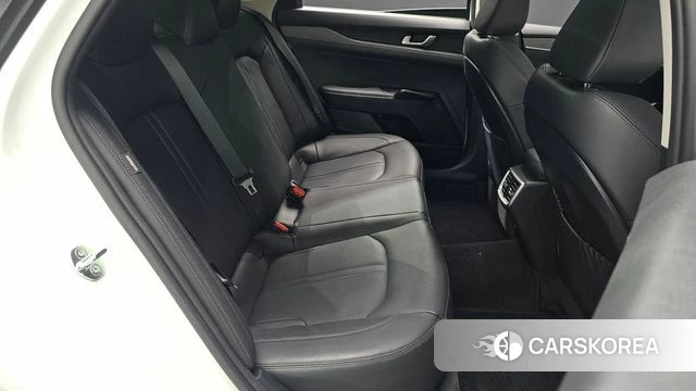 Kia K5 3rd generation 2022 Белый из Кореи, фото 3