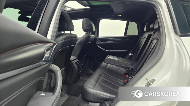 BMW X4 (G02) 2023 Белый из Кореи, фото 3