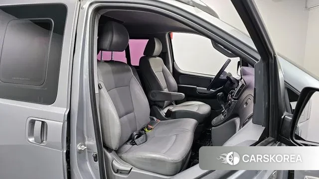 Hyundai The New Grand Starex 2018 Серебряный из Кореи, фото 3