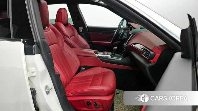 Maserati Levante 2018 Белый из Кореи, фото 3