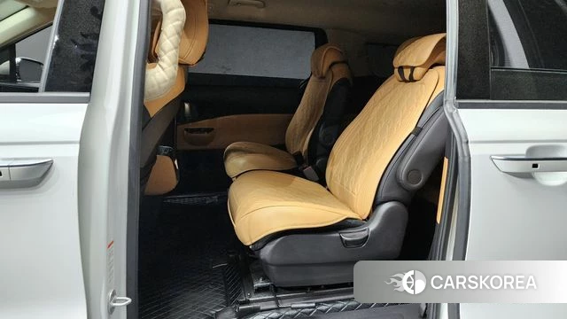 Kia Carnival 4th generation 2023 Белый из Кореи, фото 3