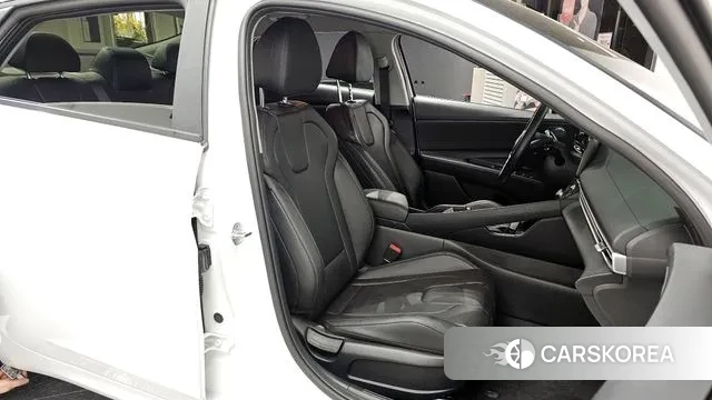 Hyundai Avante (CN7) 2022 Белый из Кореи, фото 3