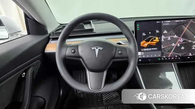 Tesla Model 3 2019 Белый из Кореи, фото 3