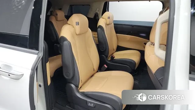 Kia Carnival 4th generation 2023 Белый из Кореи, фото 3