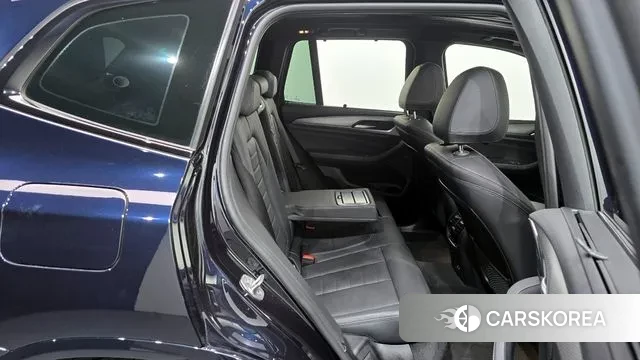 BMW X3 (G01) 2021 Черный из Кореи, фото 3