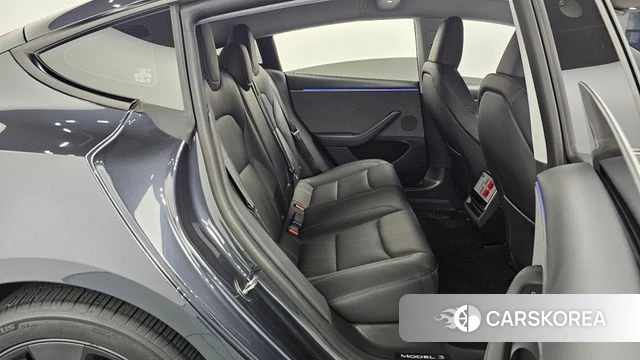 Tesla Model 3 2025 Серый из Кореи, фото 3