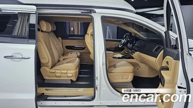 Kia The New Carnival 2019 Белый из Кореи, фото 3