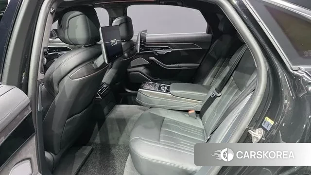 Audi A8 (D5) 2021 Черный из Кореи, фото 3