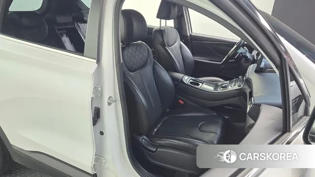 Hyundai The New Santa Fe 2021 Белый из Кореи, фото 3