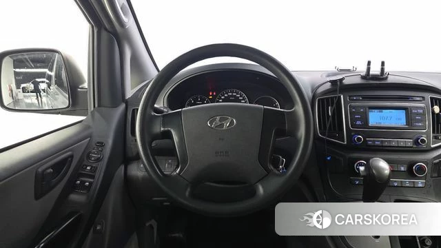 Hyundai Grand Starex 2018 Серебряный из Кореи, фото 3