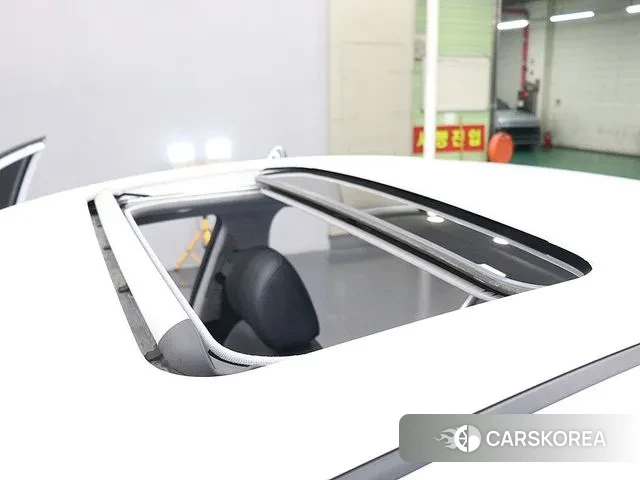 Hyundai Avante AD 2018 Белый из Кореи, фото 3