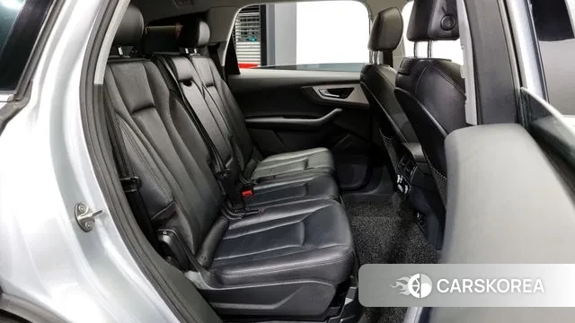 Audi Q7 (4M) 2019 Светло-серебряный цвет из Кореи, фото 3