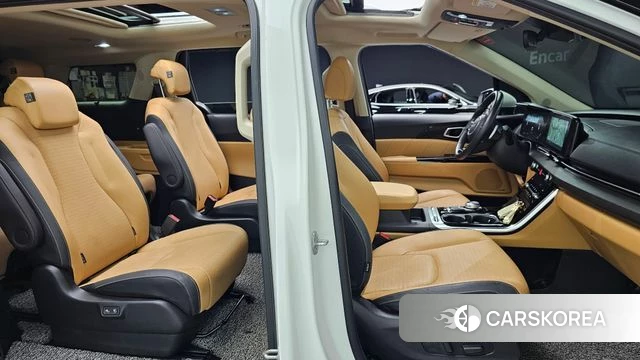 Kia Carnival 4th generation 2023 Белый из Кореи, фото 3