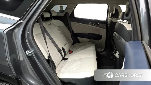 Kia Sportage 5th Generation Hybrid 2024 Серый из Кореи, фото 3