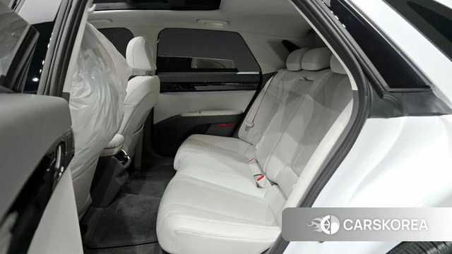 Hyundai Grandeur Hybrid (GN7) 2024 Белый из Кореи, фото 3