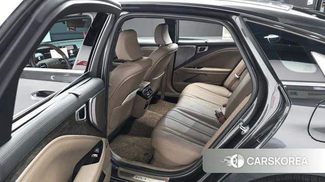 Kia K8 Hybrid 2023 Серый из Кореи, фото 3