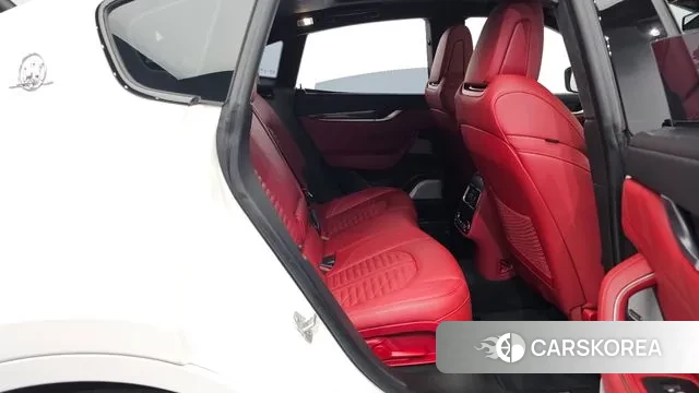 Maserati Levante 2021 Белый из Кореи, фото 3