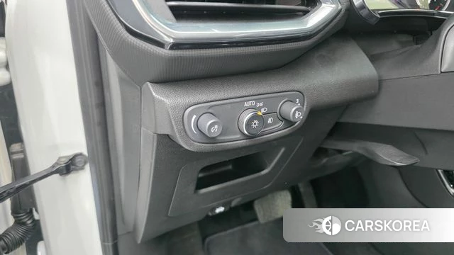 Chevrolet (GM Daewoo) Trailblazer 2022 Белый из Кореи, фото 3