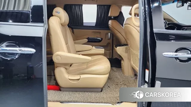 Kia The New Carnival 2019 Черный из Кореи, фото 3