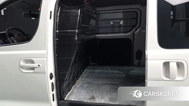 Hyundai The New Grand Starex 2020 Белый из Кореи, фото 3