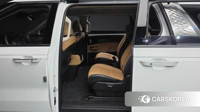 Kia Carnival 4th generation 2023 Белый из Кореи, фото 3