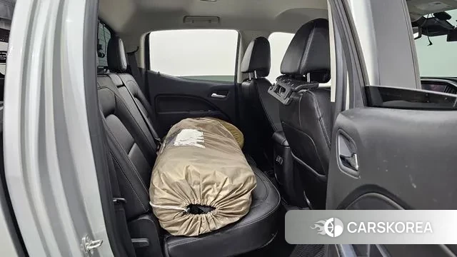 Chevrolet (GM Daewoo) Colorado 2020 Серебристо-серый из Кореи, фото 3