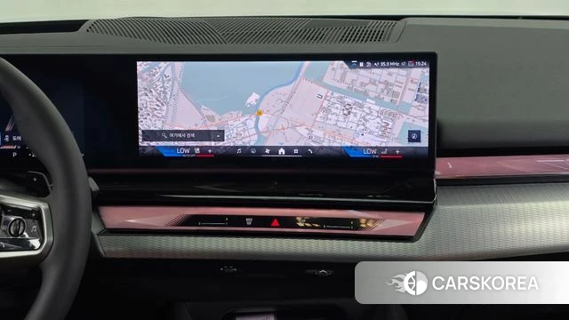 BMW 5 Series (G60) 2026 Черный из Кореи, фото 3