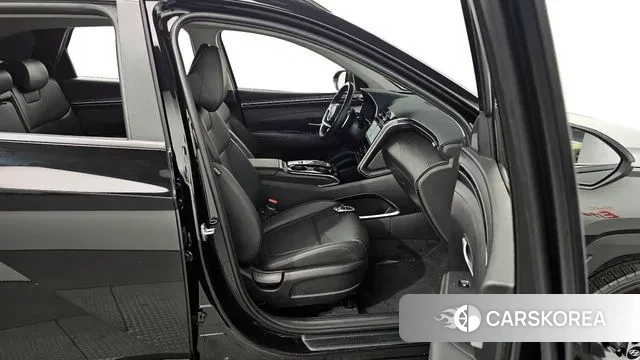 Hyundai Tucson (NX4) 2021 Черный из Кореи, фото 3