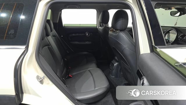 Mini Cooper Clubman 2021 Жемчужный цвет из Кореи, фото 3