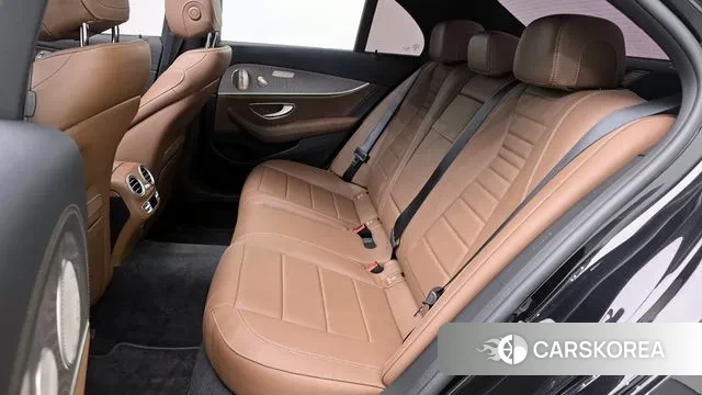 Mercedes-Benz E-Class W213 2023 Черный из Кореи, фото 3