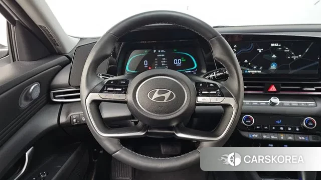 Hyundai The New Avante Hybrid (CN7) 2025 Белый из Кореи, фото 3