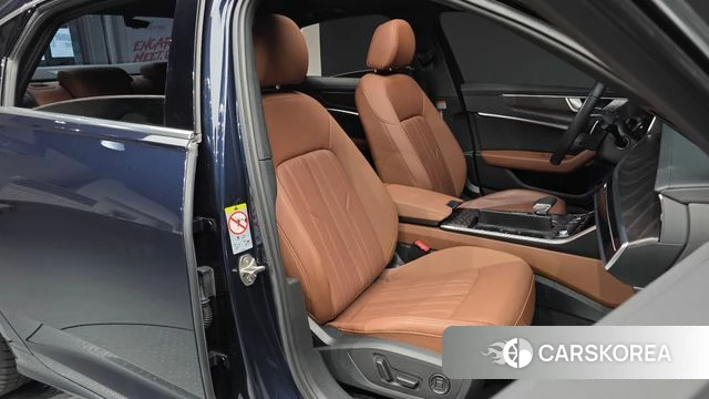 Audi A6 (C8) 2023 Синий из Кореи, фото 3