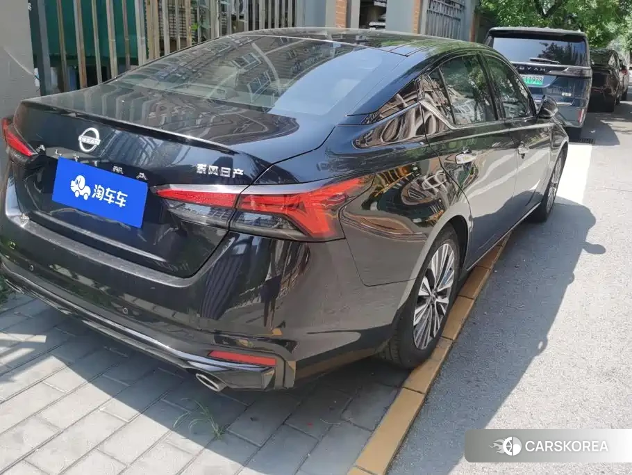 Nissan Altima 2024 Черный из Китая, фото 3