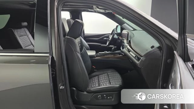 Cadillac Escalade 5th Generation 2021 Серый из Кореи, фото 3