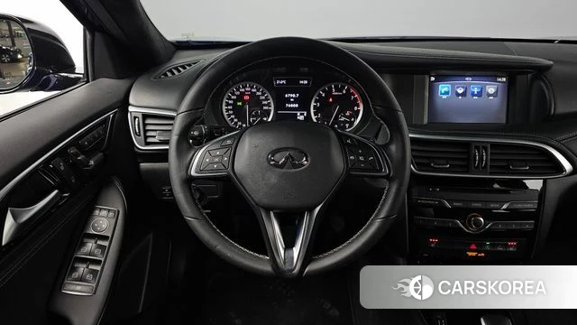 Infiniti Q30 2018 Синий из Кореи, фото 3