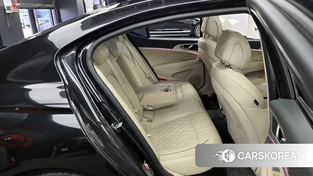 Genesis G70 2018 Черный из Кореи, фото 3