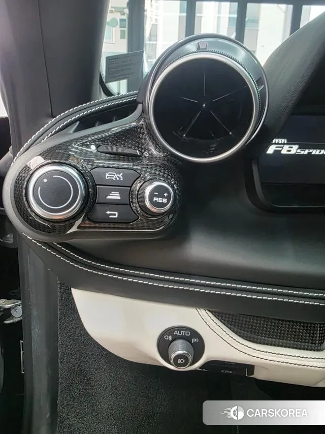 Ferrari F8 Spider id 3110850 из Кореи 3