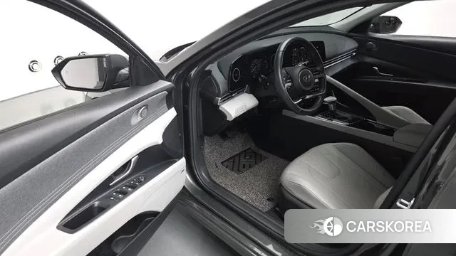 Hyundai Avante (CN7) 2023 Белый из Кореи, фото 3