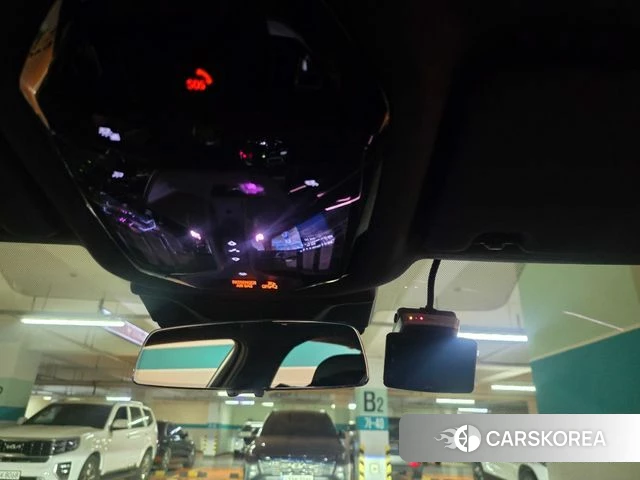 BMW 5 Series (G60) 2024 Белый из Кореи, фото 3