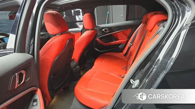 BMW 1 Series (F40) 2022 Черный из Кореи, фото 3