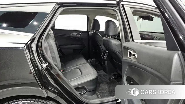 Kia Sportage 5th Generation Hybrid 2021 Черный из Кореи, фото 3