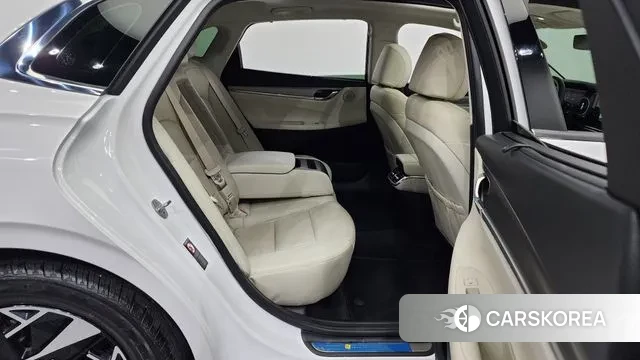 Hyundai The New Grandeur IG Hybrid 2022 Белый из Кореи, фото 3