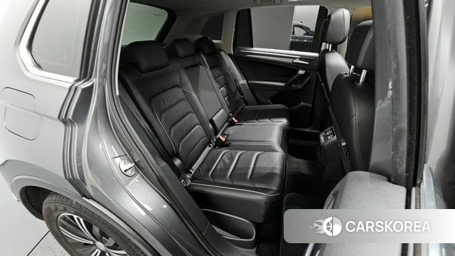 Volkswagen Tiguan second Generation 2020 Серый из Кореи, фото 3