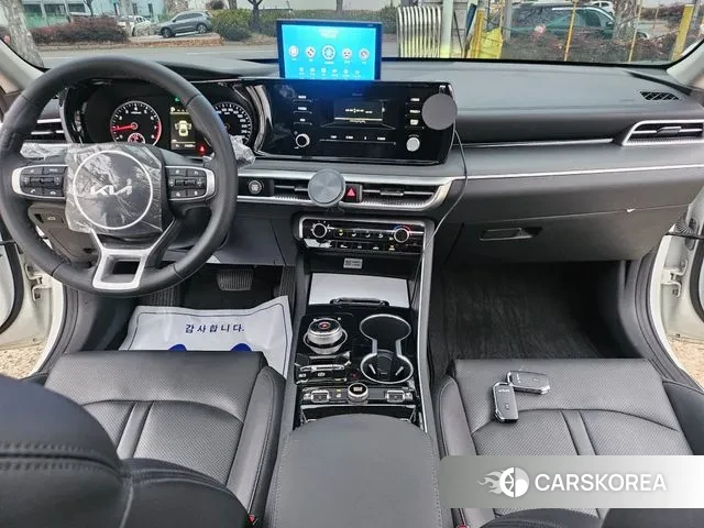 Kia K5 3rd generation 2023 Белый из Кореи, фото 3
