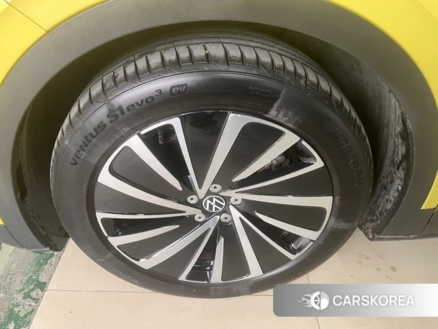 Volkswagen ID.4 X 2022 Желтый из Китая, фото 3